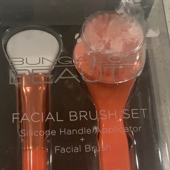 New bungalow beauty facial brush set - Picture 6 of 6